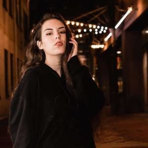 Meet your Posher, Cierra